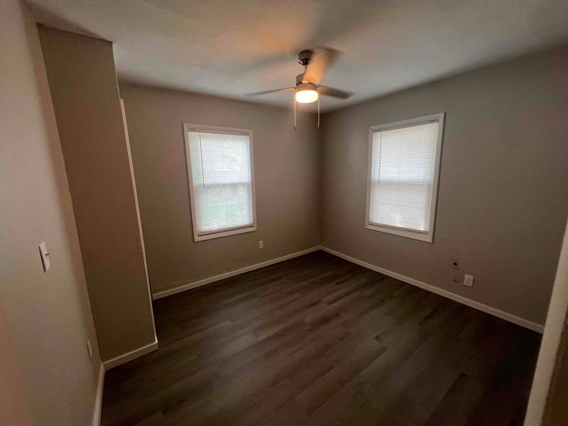 1842 28th Ave - Photo 5 of 9