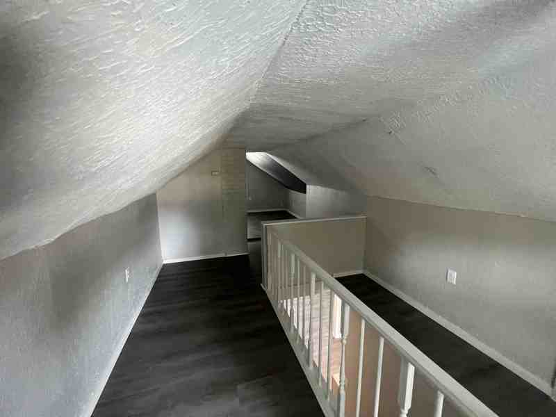 1842 28th Ave - Photo 7 of 9