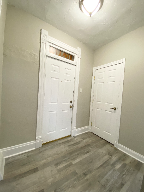 415 Brown Ave - Photo 5 of 23