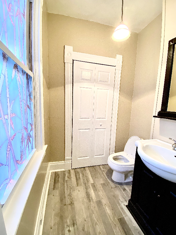 415 Brown Ave - Photo 6 of 23