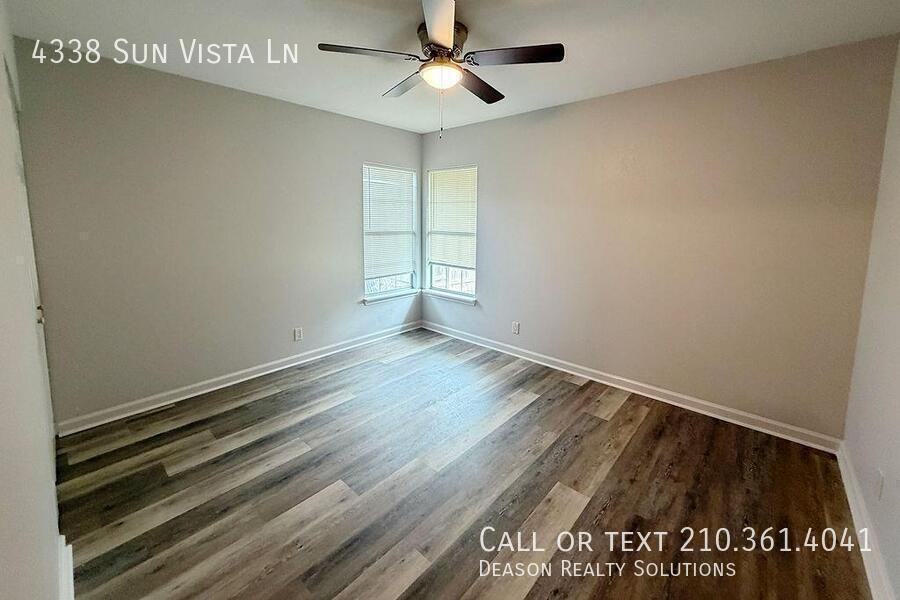 4338 Sun Vista Ln - Photo 3 of 23