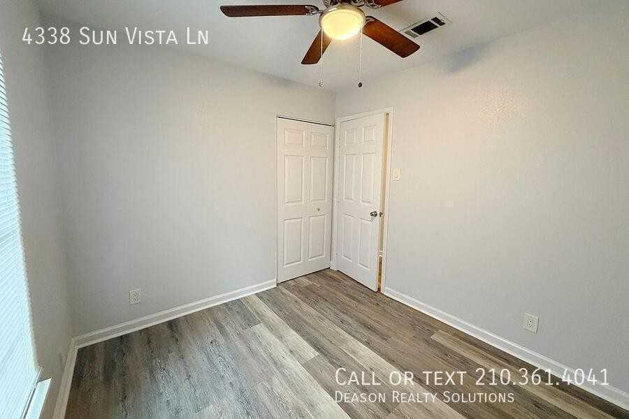 4338 Sun Vista Ln - Photo 5 of 23