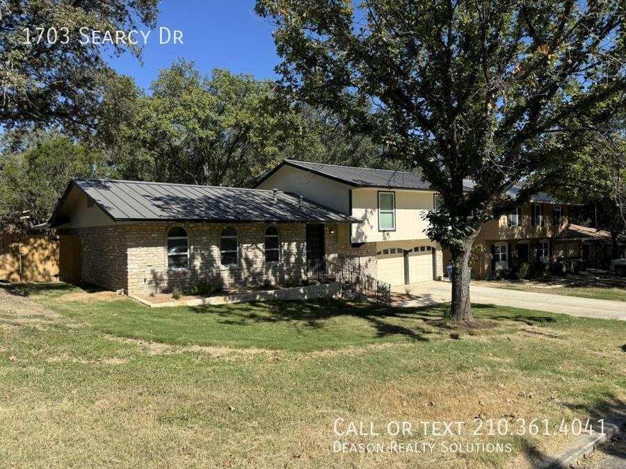 1703 Searcy Dr - Photo 2 of 21