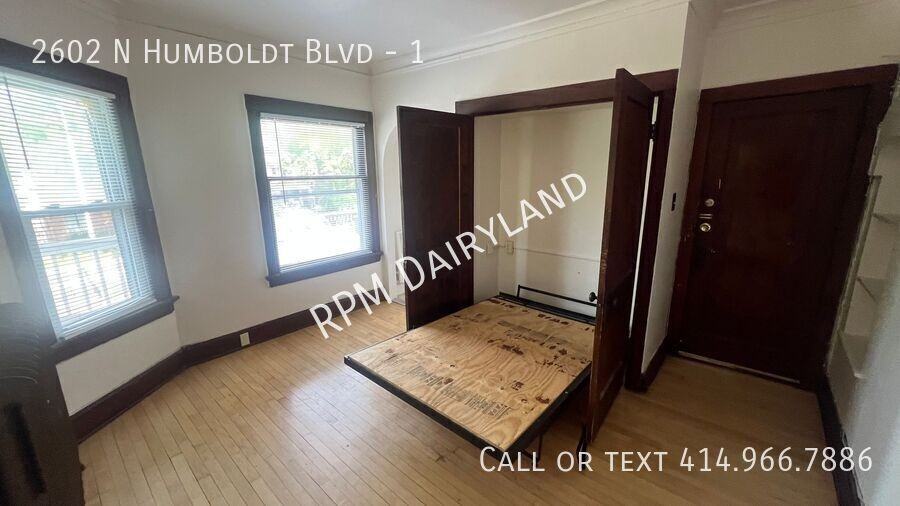 2602 N Humboldt Blvd #1 - Photo 4 of 10