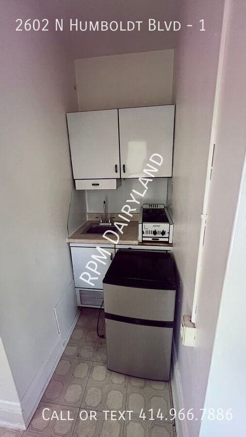 2602 N Humboldt Blvd #1 - Photo 7 of 10