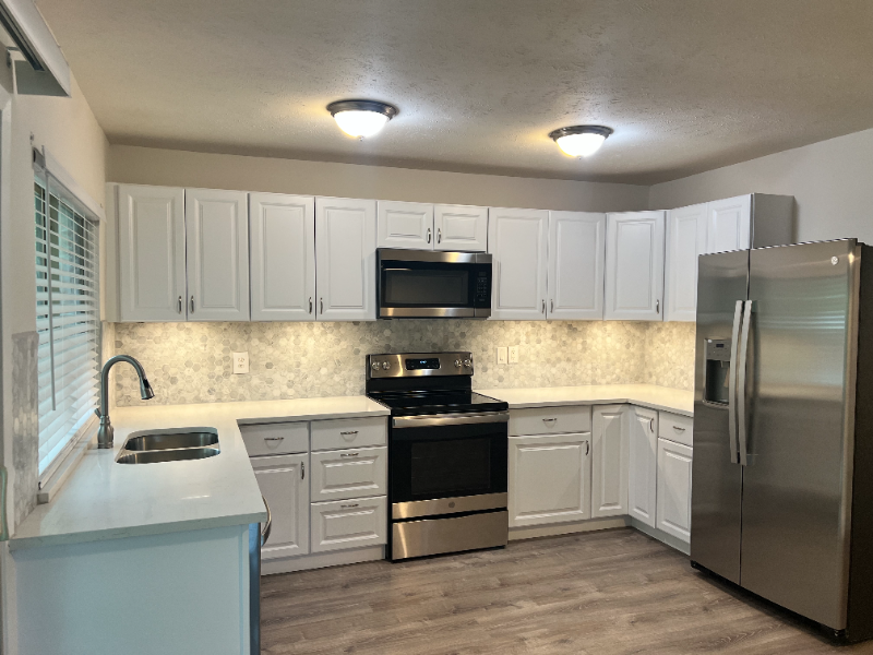 1405 Meandering Way - Photo 3 of 18