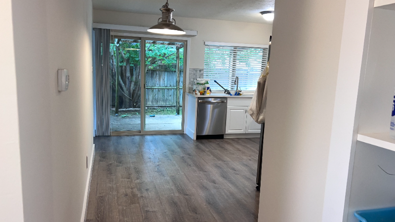 1405 Meandering Way - Photo 5 of 18