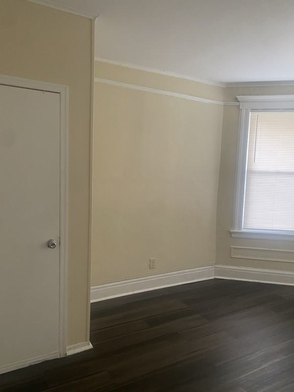34 Eppirt St - Photo 5 of 9