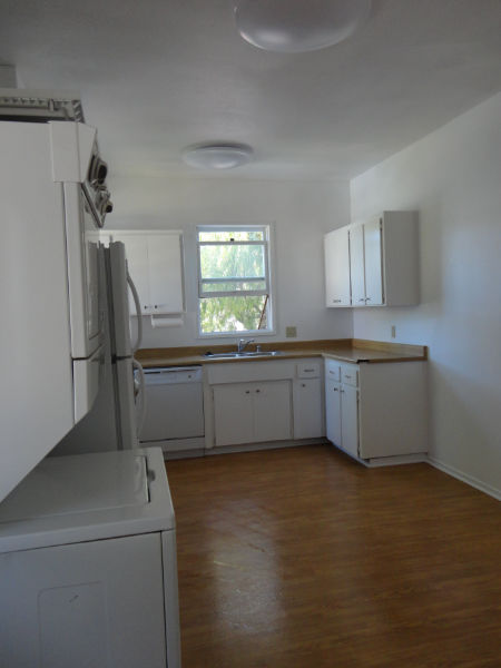 1544 Morro St - Photo 2 of 7