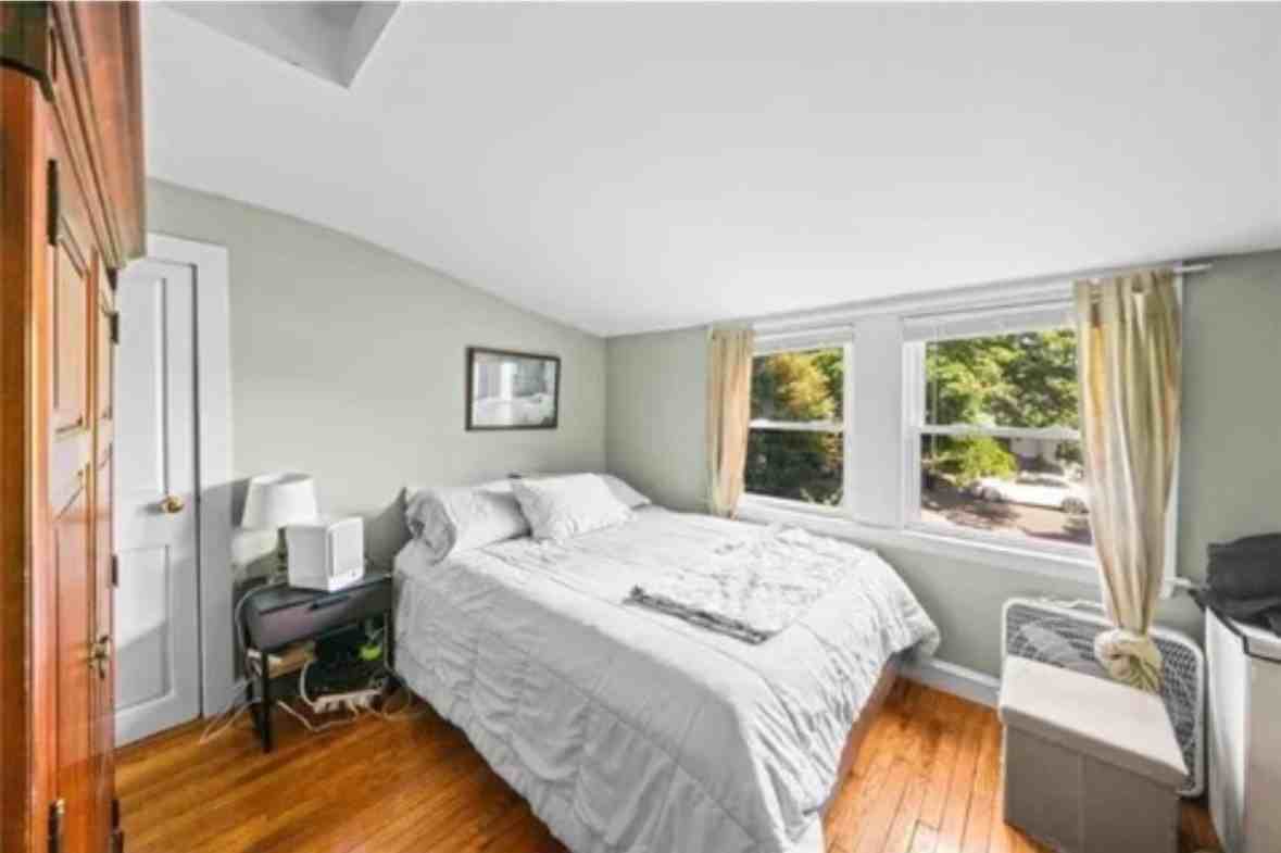 22 Raritan Ave #3rdUNIT - Photo 6 of 12