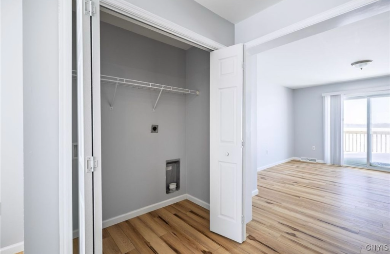 10047 Ash St #10047 - Photo 6 of 38