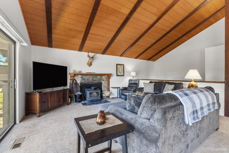 3322 Pine Hill Rd - Photo 5 of 15