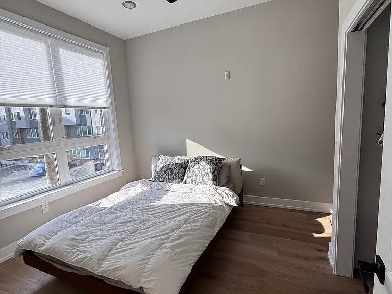 1645 Germantown Ave #3 - Photo 3 of 9