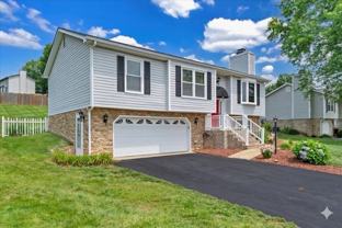 1905 Summerfield Dr - Photo 1 of 1