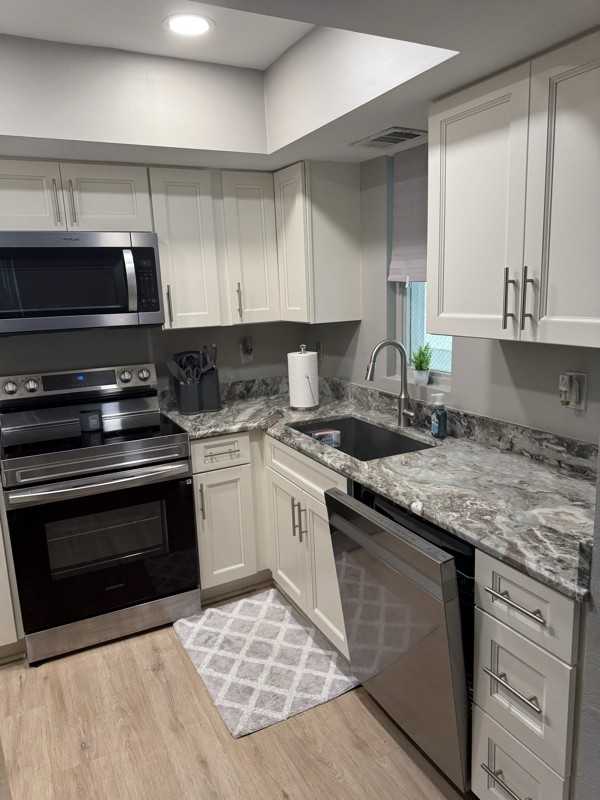 1566 Se Royal Green Cir - Photo 2 of 26
