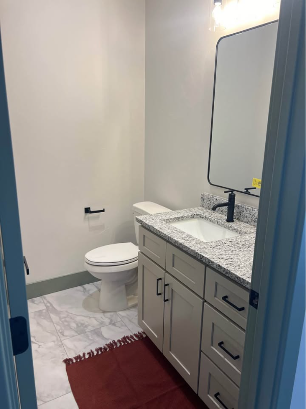 420 W 18th St - Photo 2 of 12