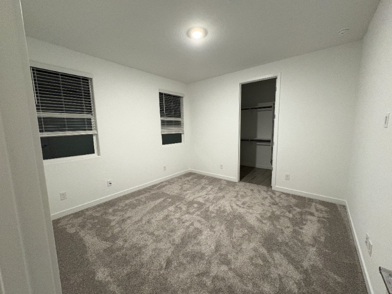 17361 W Smoketree Dr #B - Photo 6 of 11