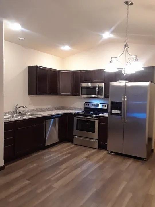 4922 Annabelle Ct - Photo 3 of 14