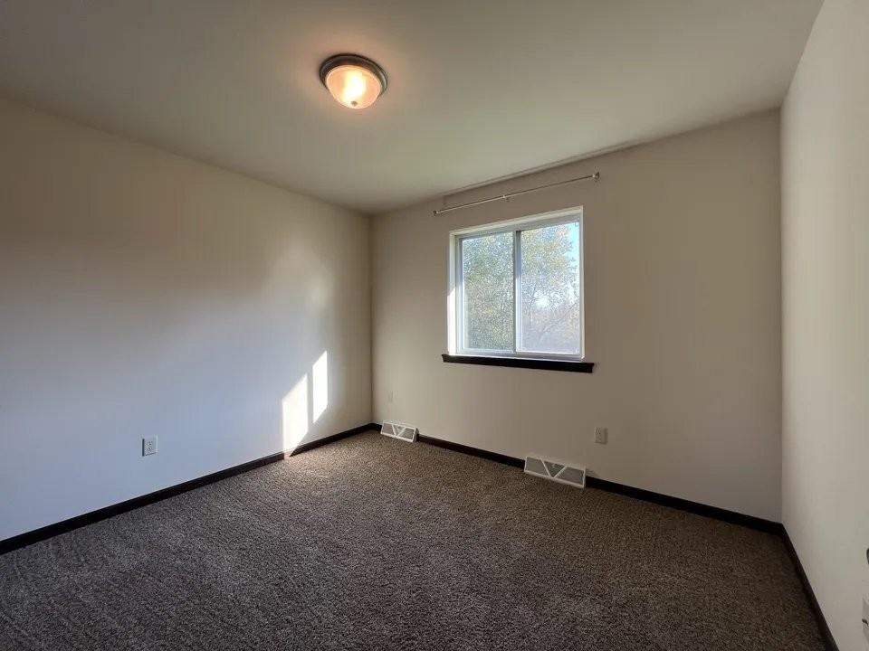 4922 Annabelle Ct - Photo 7 of 14