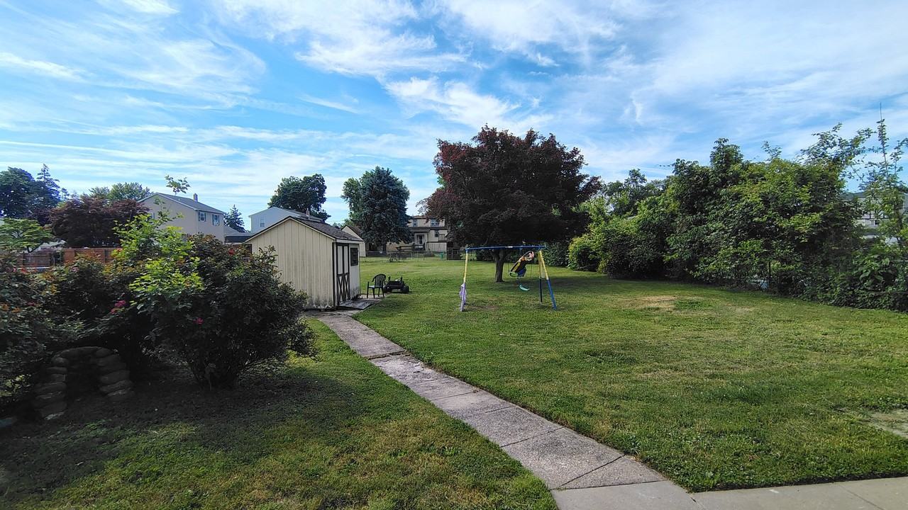 1000 Main Ave - Photo 3 of 15