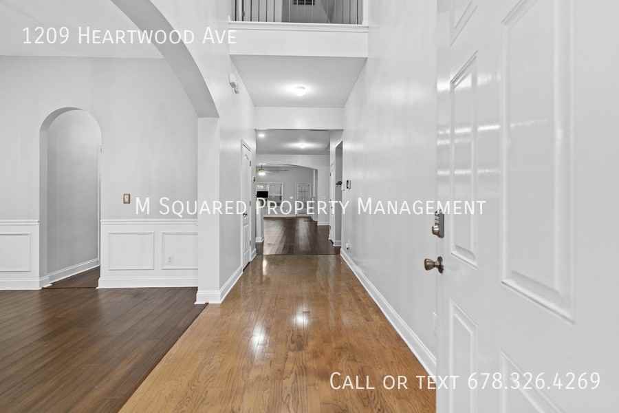 1209 Heartwood Ave - Photo 2 of 27