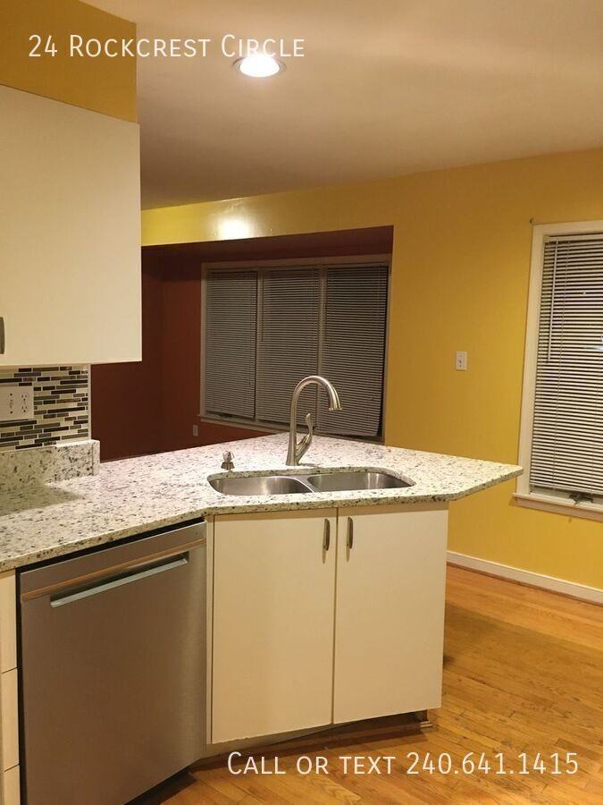 24 Rockcrest Cir - Photo 6 of 27