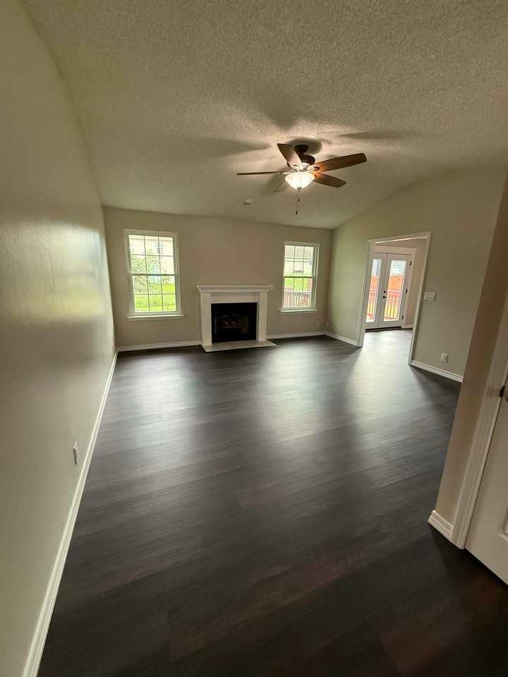 4312 W 26th Pl - Photo 2 of 7