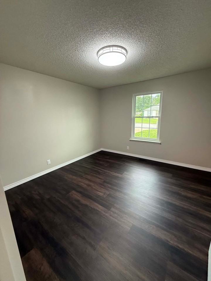 4312 W 26th Pl - Photo 4 of 7