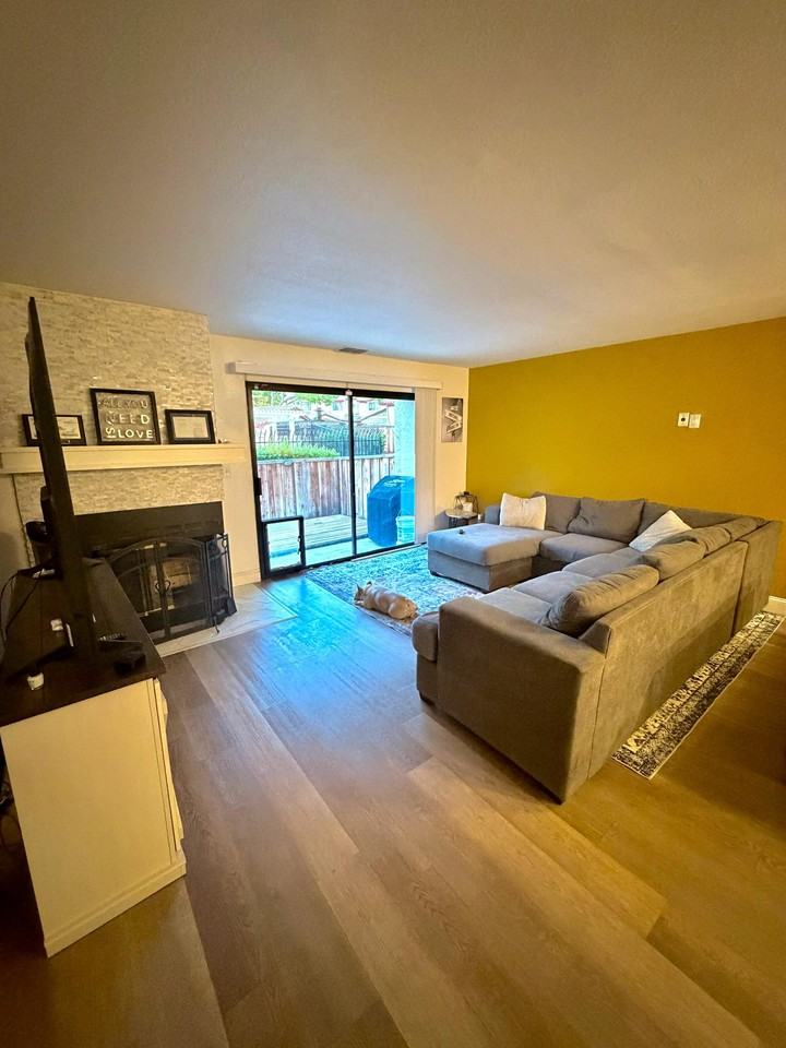 3092 Peppermill Cir - Photo 7 of 26