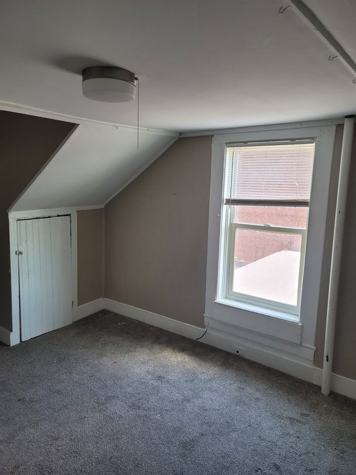 232 Elm St #4 - Photo 6 of 8