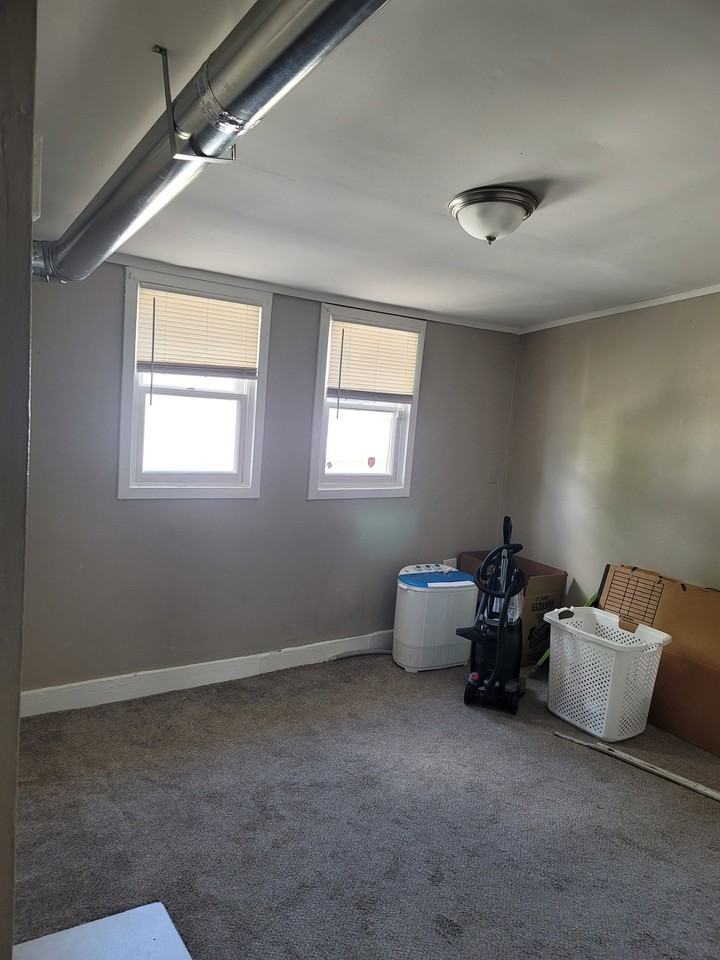 232 Elm St #4 - Photo 7 of 8