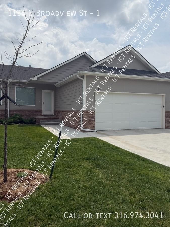 1136 N Broadview St #1 - Photo 2 of 40
