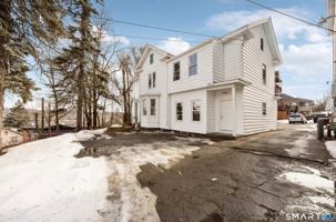 featured image of 465 Washington Ave #2