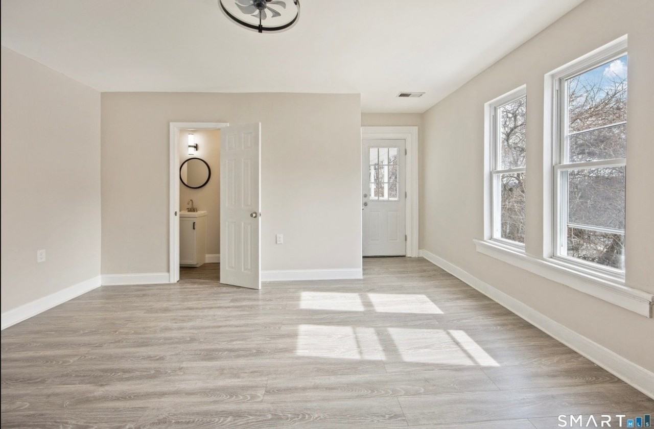 465 Washington Ave #2 - Photo 5 of 20