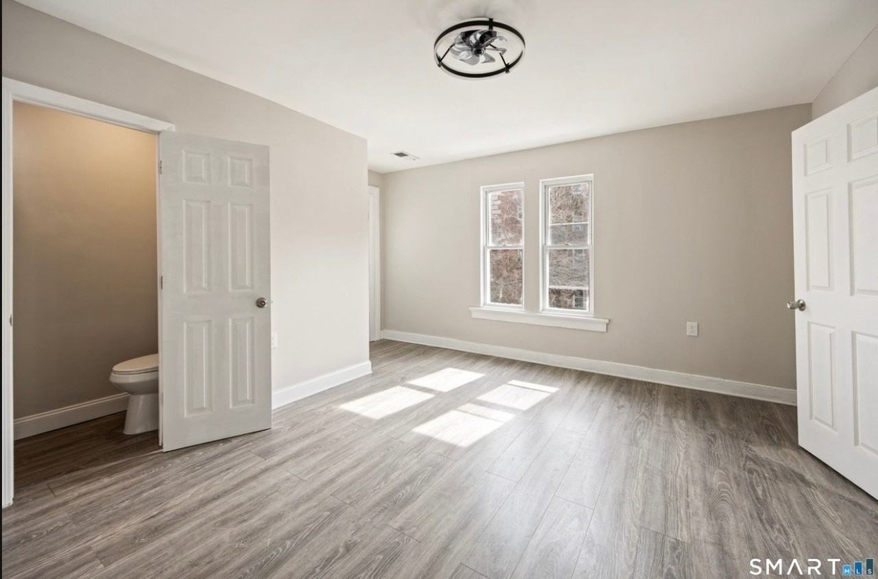 465 Washington Ave #2 - Photo 6 of 20