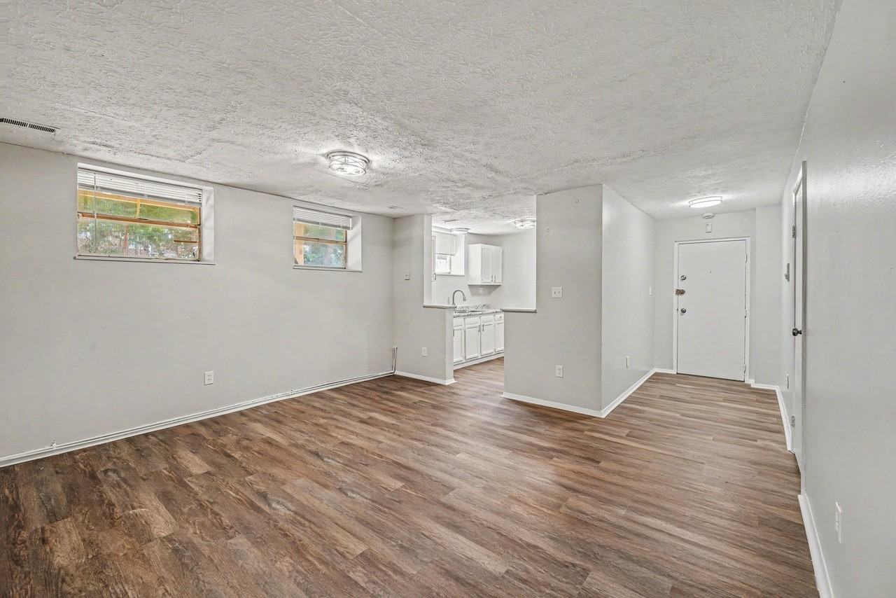 566 Glenwood Ave #5