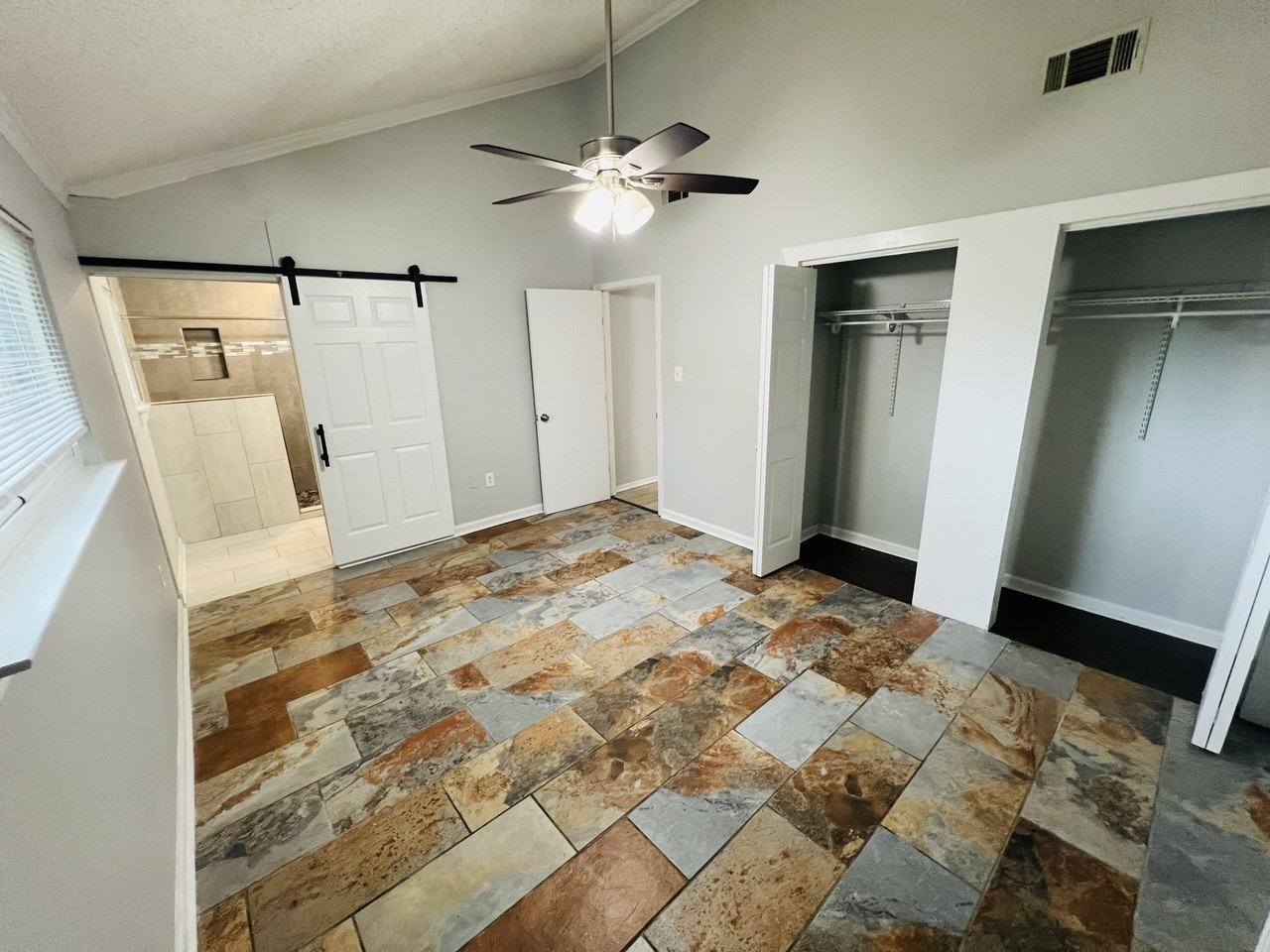 101 Dante Cir - Photo 5 of 17