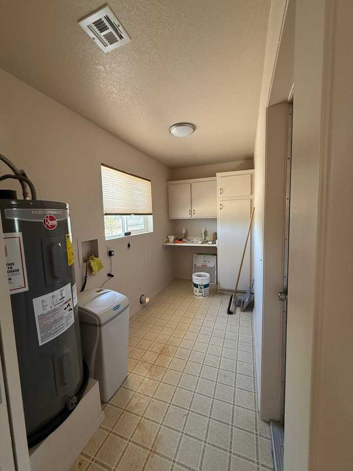 4900 Tule Dr - Photo 5 of 13