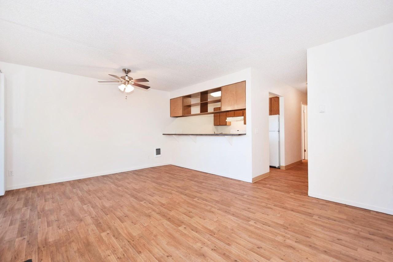 12375 Mount Jefferson Ter #9B - Photo 2 of 5