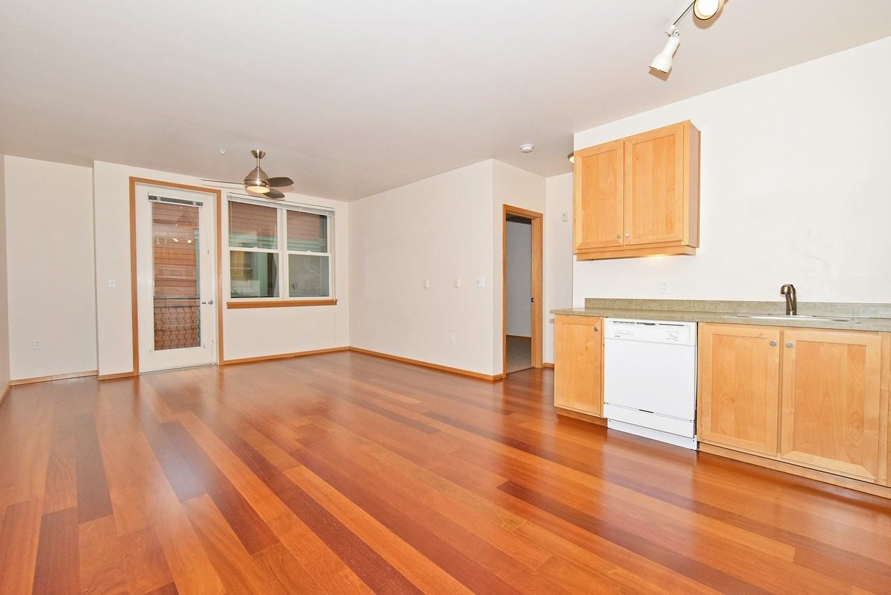 3535 S Corbett Ave #201