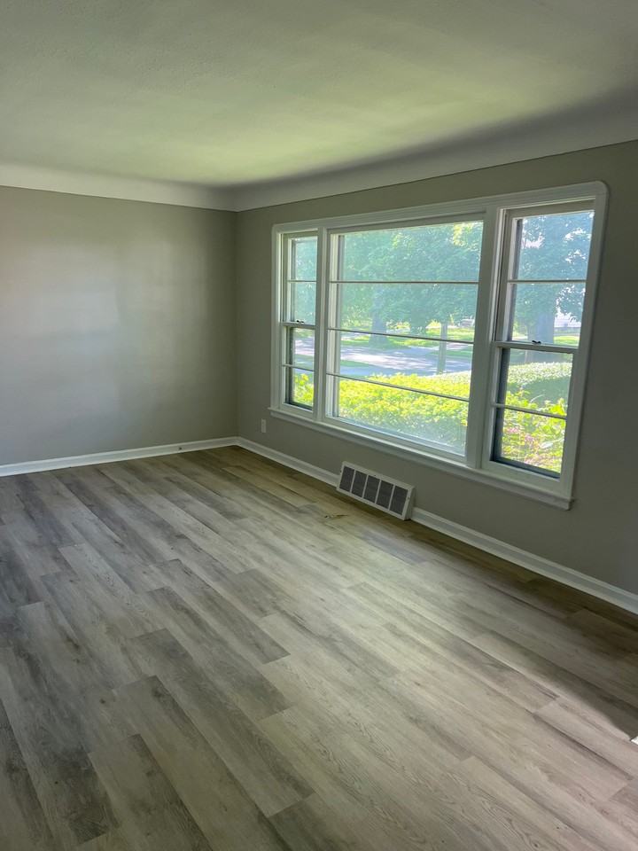 17408 Invermere Ave - Photo 4 of 20
