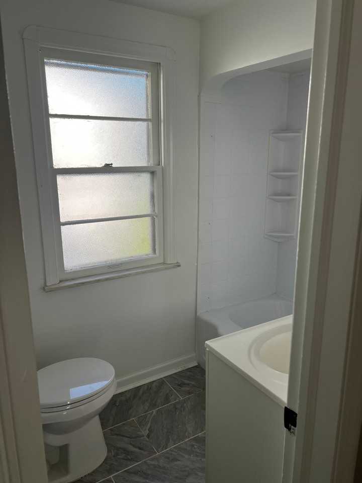 17408 Invermere Ave - Photo 7 of 20
