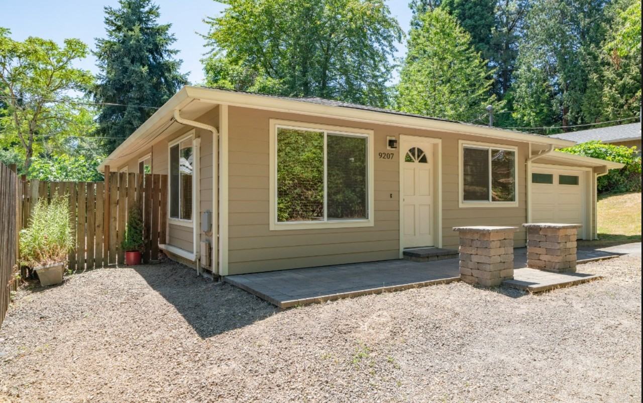 9207 Sw 26th Ave - Photo 2 of 17
