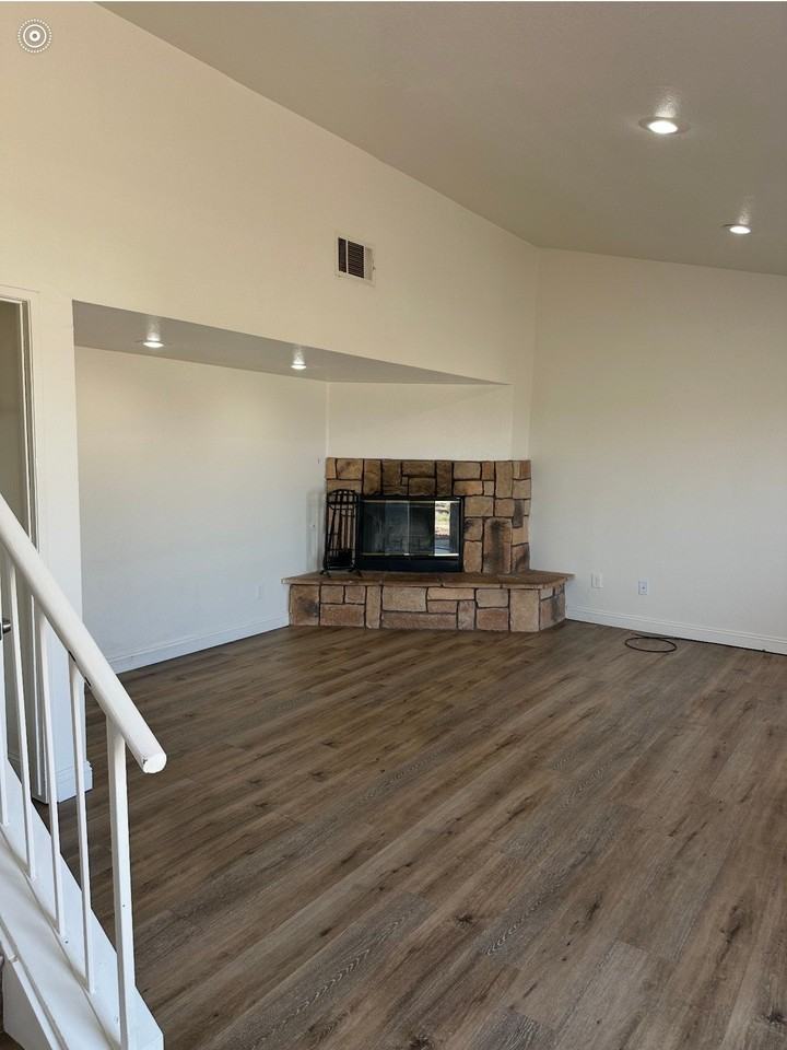 15978 Muni Rd #5 - Photo 2 of 11
