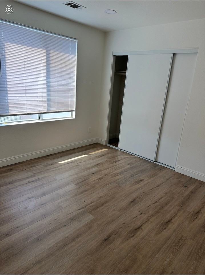 15978 Muni Rd #5 - Photo 6 of 11