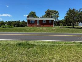 featured image of 204 Pear Tree Rd