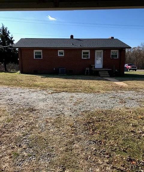 204 Pear Tree Rd - Photo 6 of 13