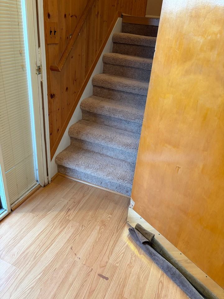 41718 Bedford Dr - Photo 2 of 11