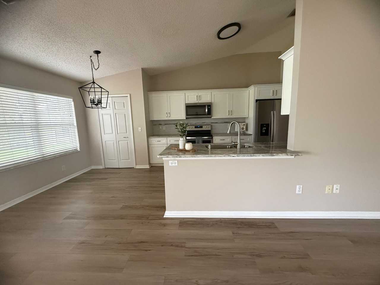 1744 Arash Cir - Photo 6 of 16