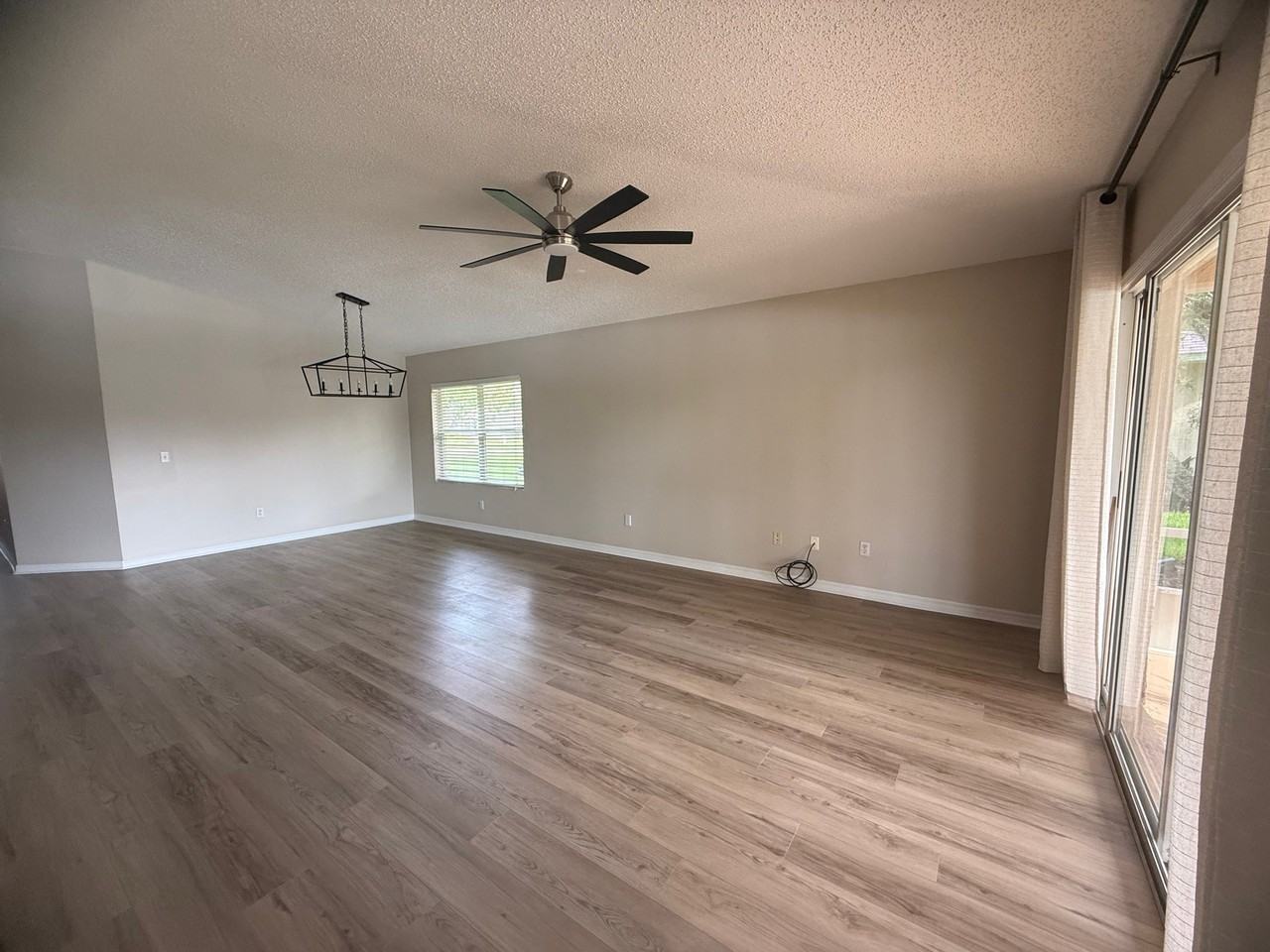 1744 Arash Cir - Photo 5 of 16